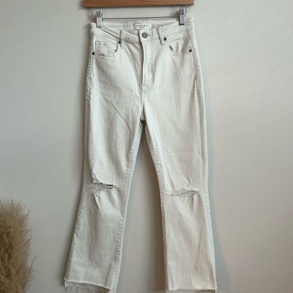 Hidden Cropped Distressed White Jeans - Size 26 - Picture 2 of 5